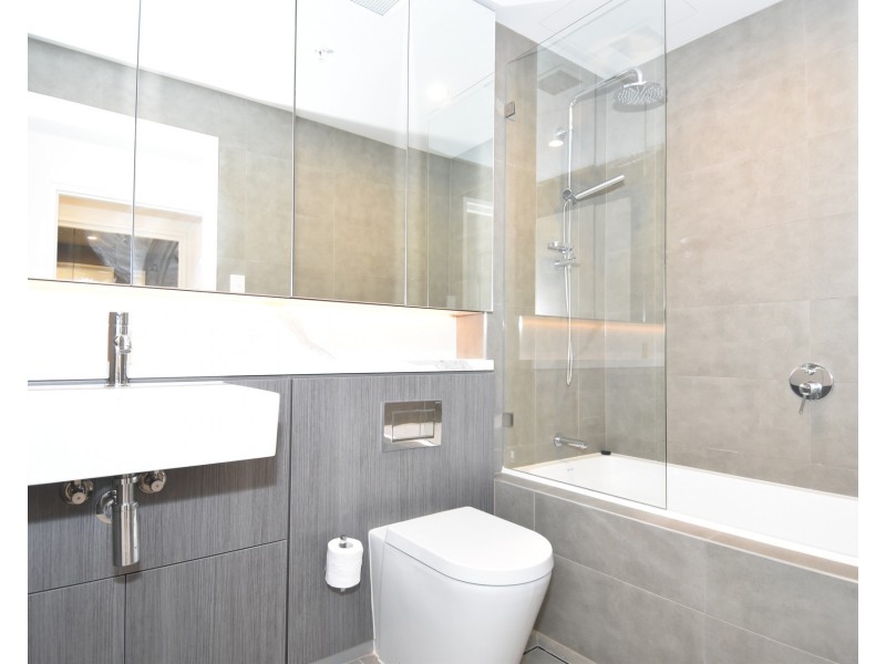 B604/5 Village Place, Kirrawee NSW 2232