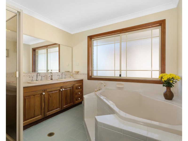 1 Pelican Place, Woronora Heights NSW 2233