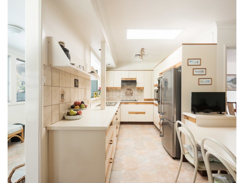 35 Solveig Crescent, Kareela NSW 2232