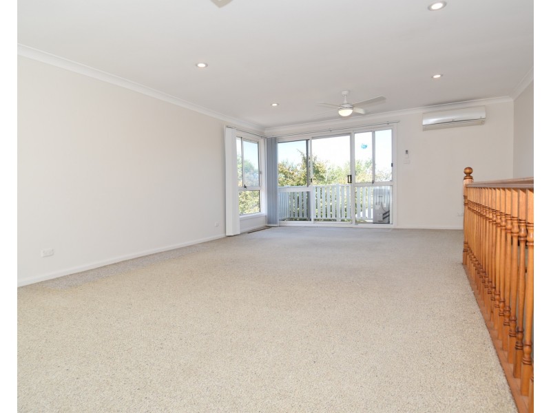 52 Girraween Avenue, Como NSW 2226