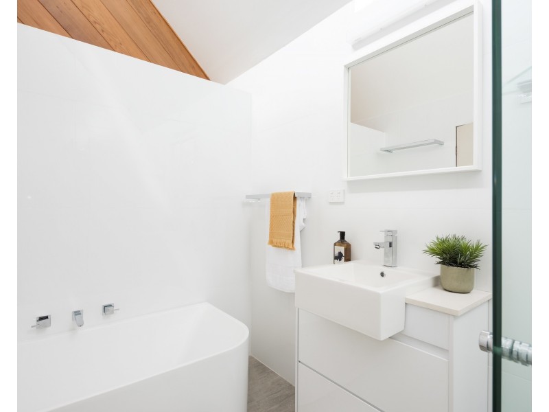 4 Roseneath Place, Engadine NSW 2233