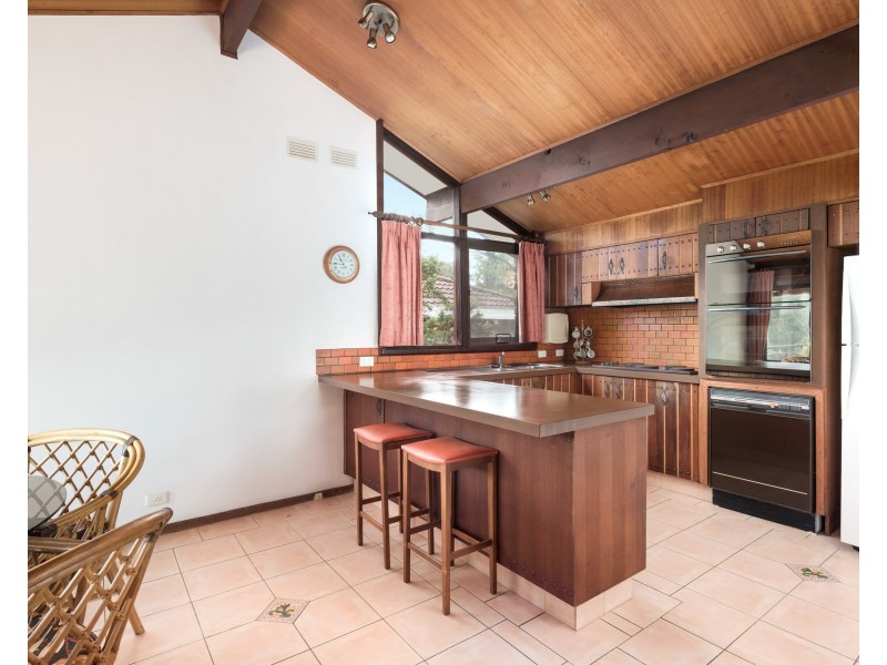 8 Surrey Place, Kareela NSW 2232