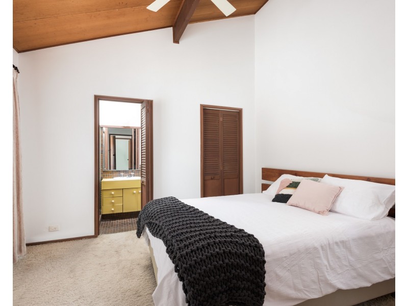 8 Surrey Place, Kareela NSW 2232