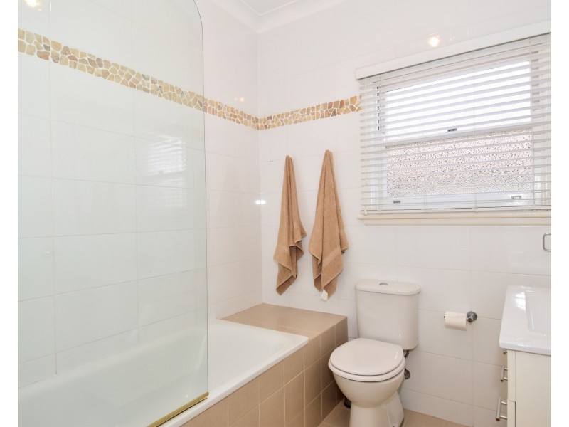 60 Caravan Head Road, Oyster Bay NSW 2225