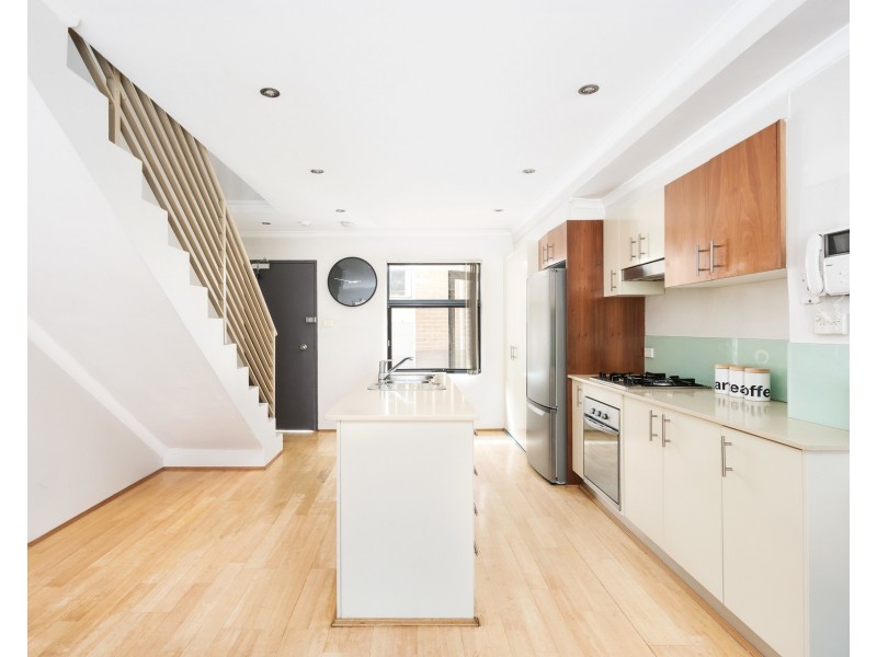 204/296-300 Kingsway, Caringbah NSW 2229