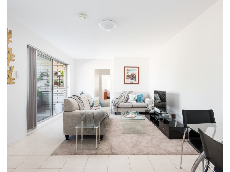 2/45 Talara Road, Gymea NSW 2227