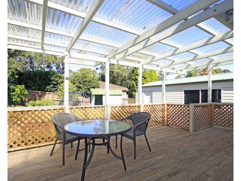 128 Waratah Street, Sutherland NSW 2232