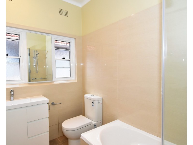 42 Karimbla Road, Miranda NSW 2228