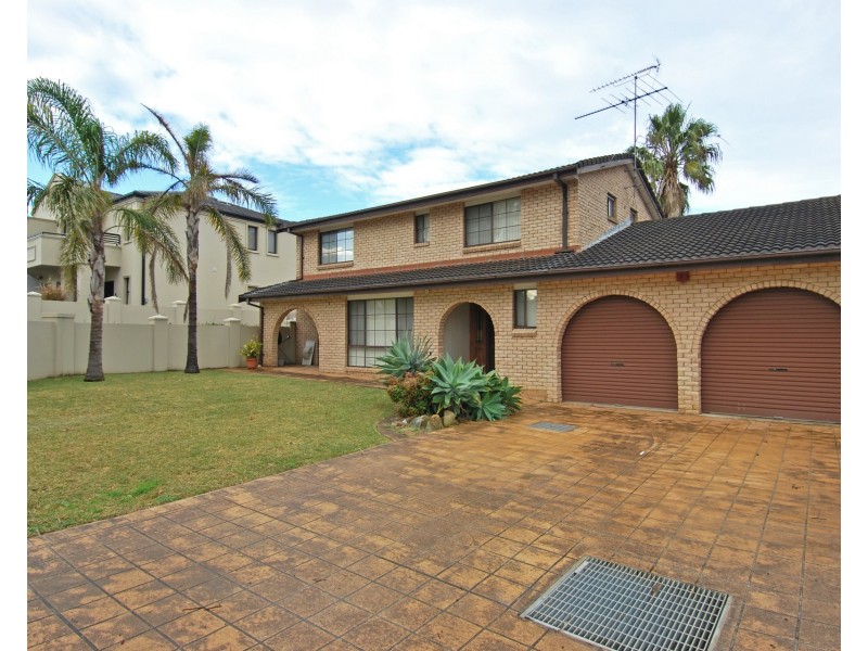 82 Belmont Street, Sutherland NSW 2232