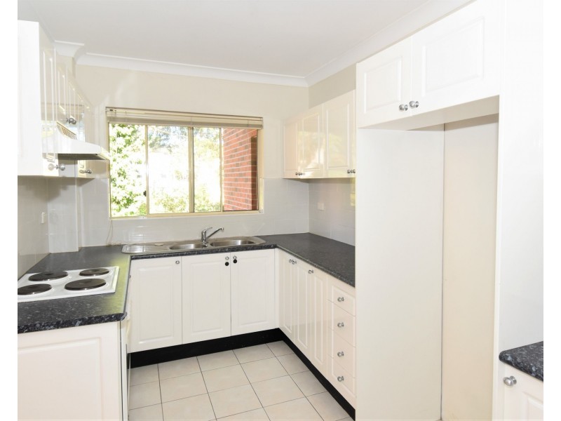 16/91 Acacia Road, Kirrawee NSW 2232