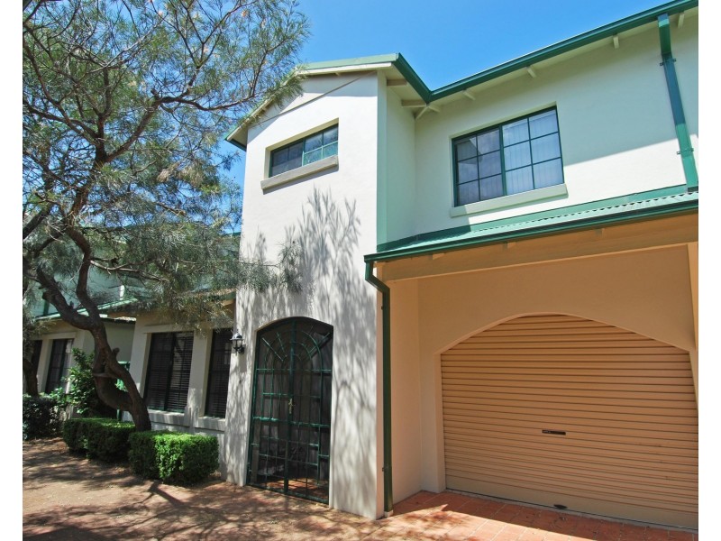 6/68-70 Flora Street, Kirrawee NSW 2232