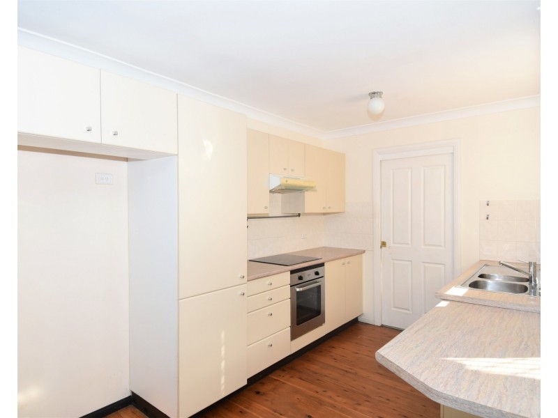 2/26 Oakwood Street, Sutherland NSW 2232