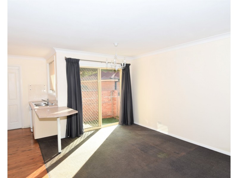 2/26 Oakwood Street, Sutherland NSW 2232