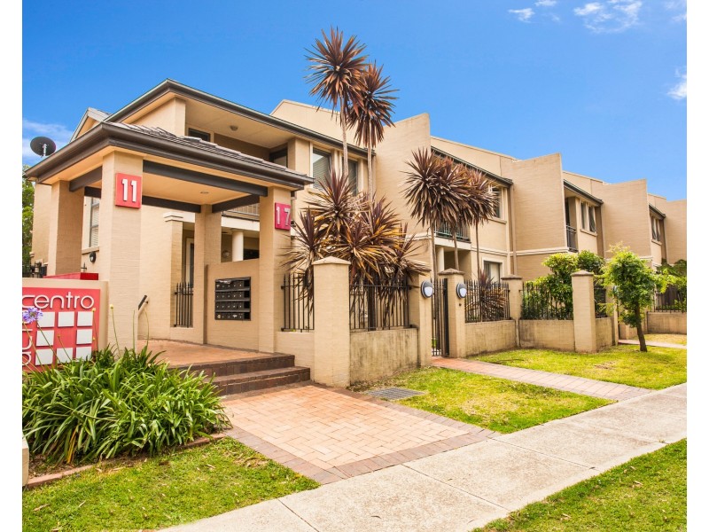 17/11-17 Acton Street, Sutherland NSW 2232