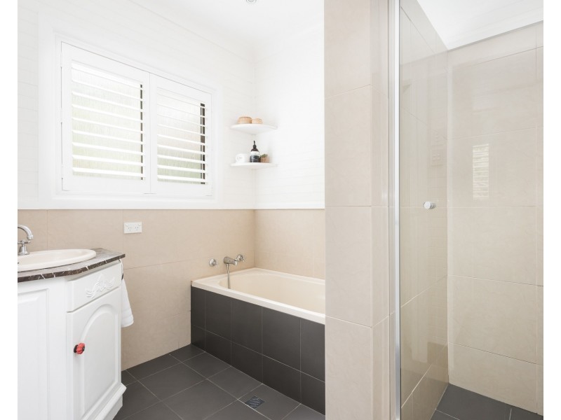 5 Inelgah Road, Como NSW 2226