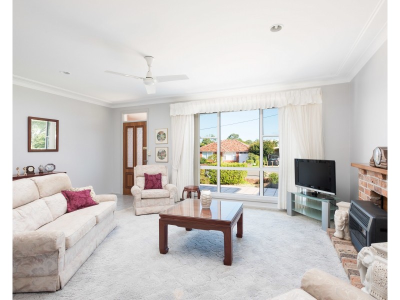 15 Garnet Road, Miranda NSW 2228