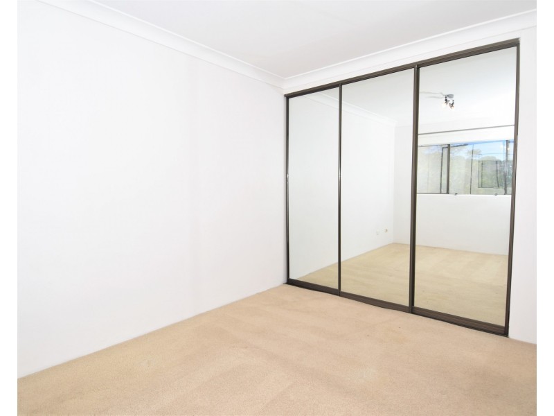 54/131 Oak Road, Kirrawee NSW 2232