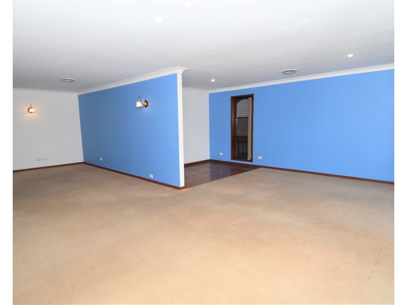 56 Waratah Road, Engadine NSW 2233