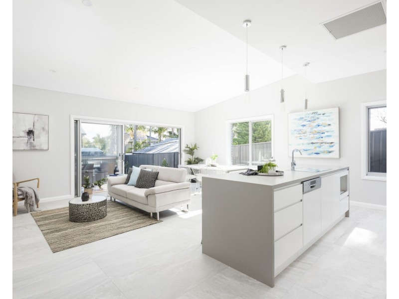 2 Myrtle Street, Loftus NSW 2232