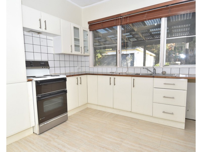 112 Flora Street, Sutherland NSW 2232