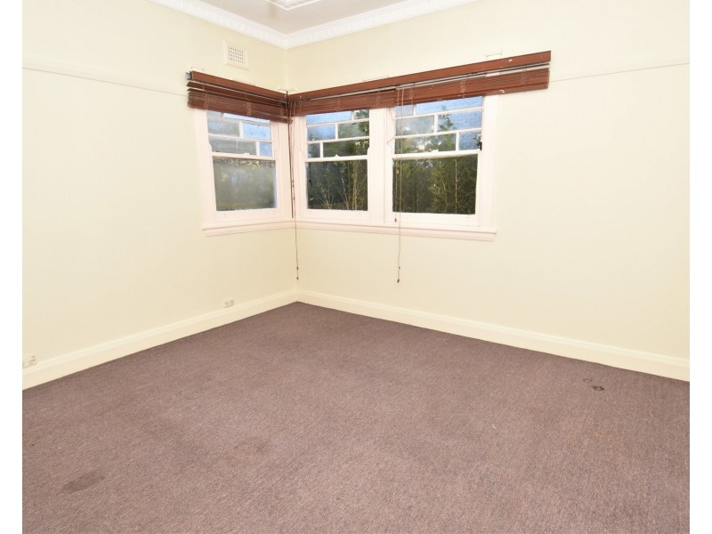 112 Flora Street, Sutherland NSW 2232