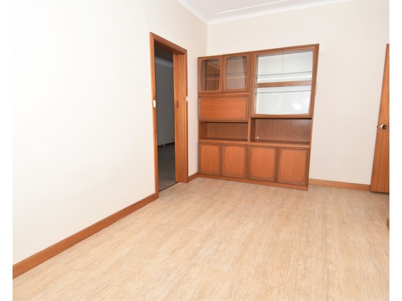 6 Avery Avenue, Kirrawee NSW 2232