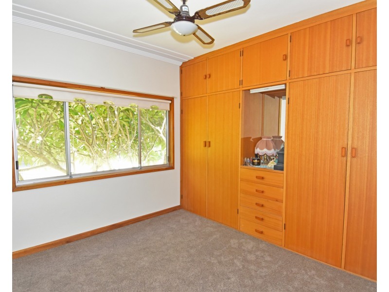 6 Avery Avenue, Kirrawee NSW 2232