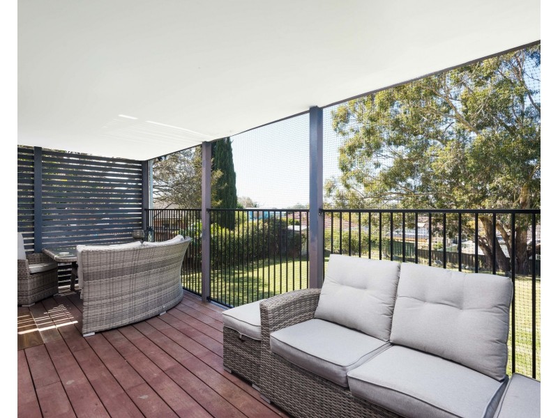17 Moona Road, Kirrawee NSW 2232