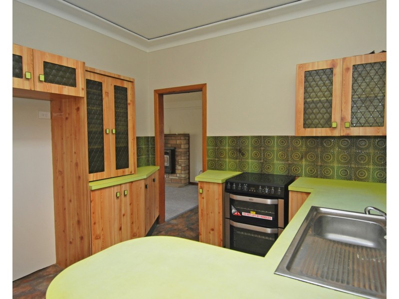 37 Fourth Avenue, Loftus NSW 2232