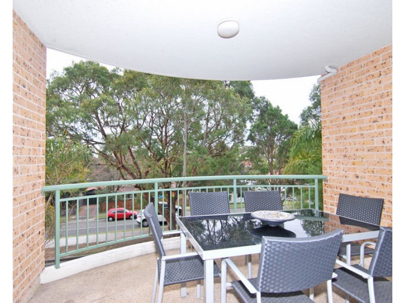 29/20 Leonay Street, Sutherland NSW 2232