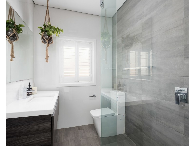 2 Logan Street, Loftus NSW 2232