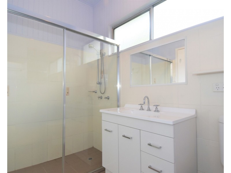 38 Oakwood Street, Sutherland NSW 2232