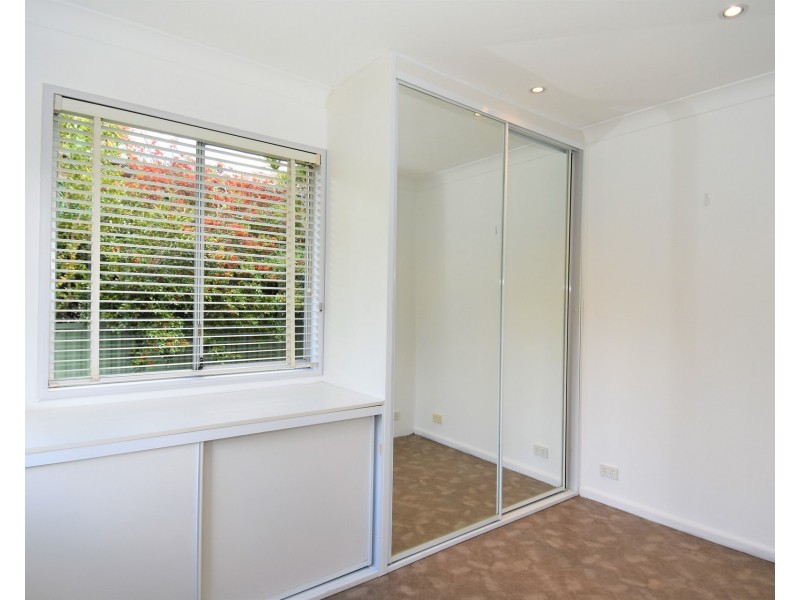 38 Oakwood Street, Sutherland NSW 2232