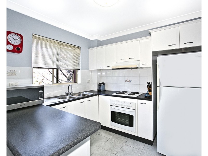 4/1 Morley Street, Sutherland NSW 2232