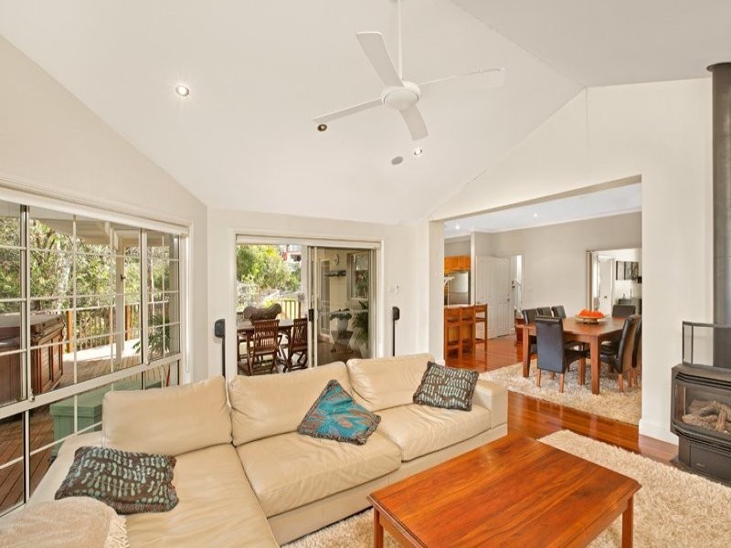 52 Brooker Avenue, Beacon Hill NSW 2100