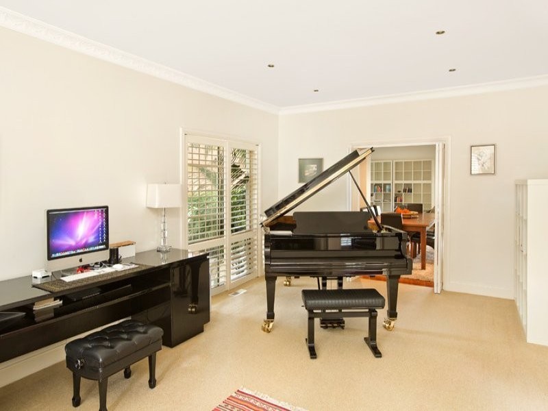 52 Brooker Avenue, Beacon Hill NSW 2100