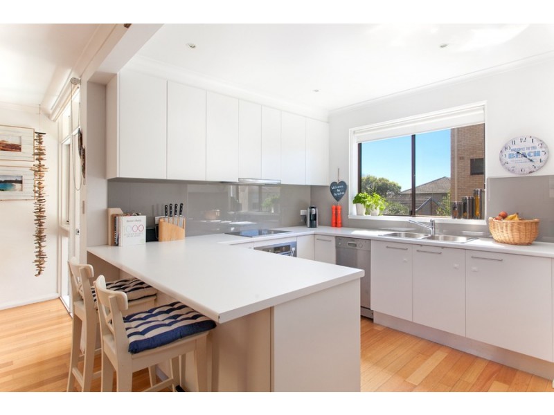 7/62 Carrington Parade, Curl Curl NSW 2096