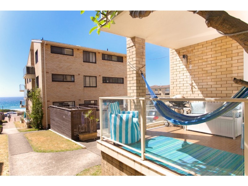 7/62 Carrington Parade, Curl Curl NSW 2096