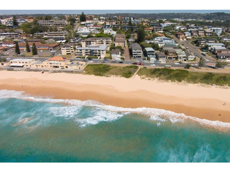 7/62 Carrington Parade, Curl Curl NSW 2096