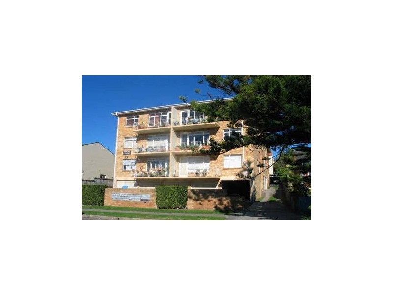 19/15 Kooloora Avenue, Freshwater NSW 2096
