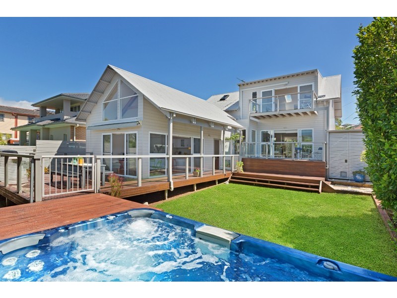 39 Makim Street, North Curl Curl NSW 2099