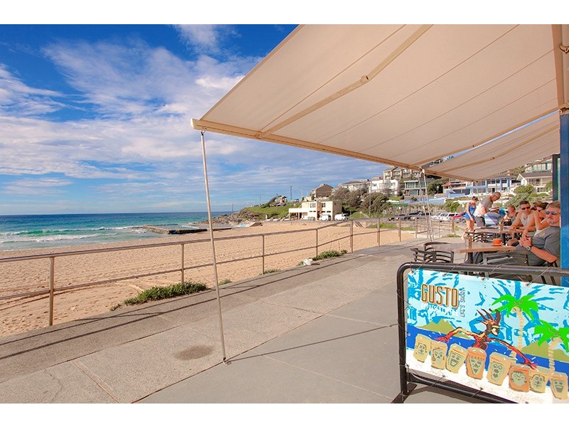 6/62 Carrington Parade, Curl Curl NSW 2096