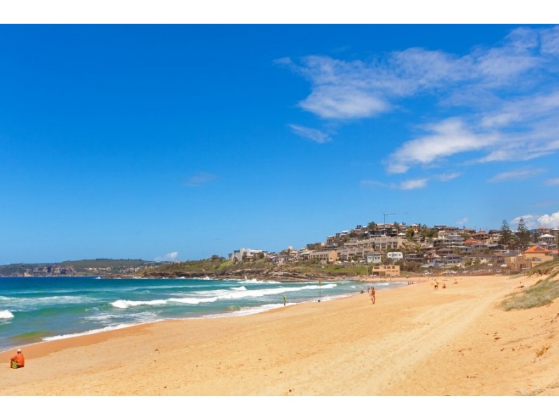 78 Carrington Parade, Curl Curl NSW 2096