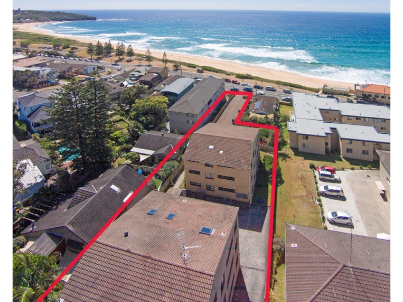 1/62 Carrington Parade, Curl Curl NSW 2096