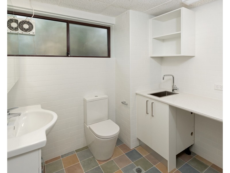 1/62 Carrington Parade, Curl Curl NSW 2096