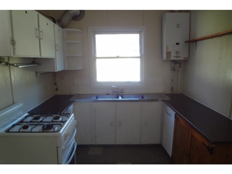 11 Tristram Road, Beacon Hill NSW 2100