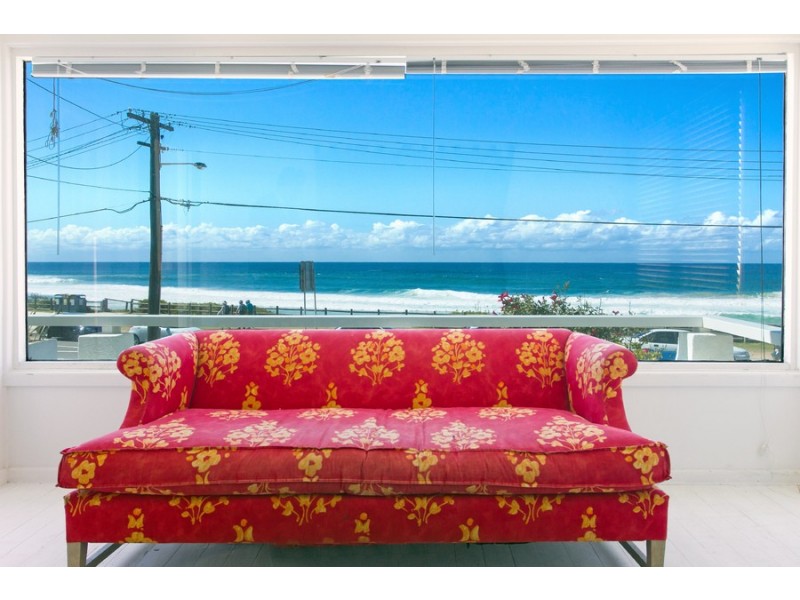 60 Carrington Parade, Curl Curl NSW 2096