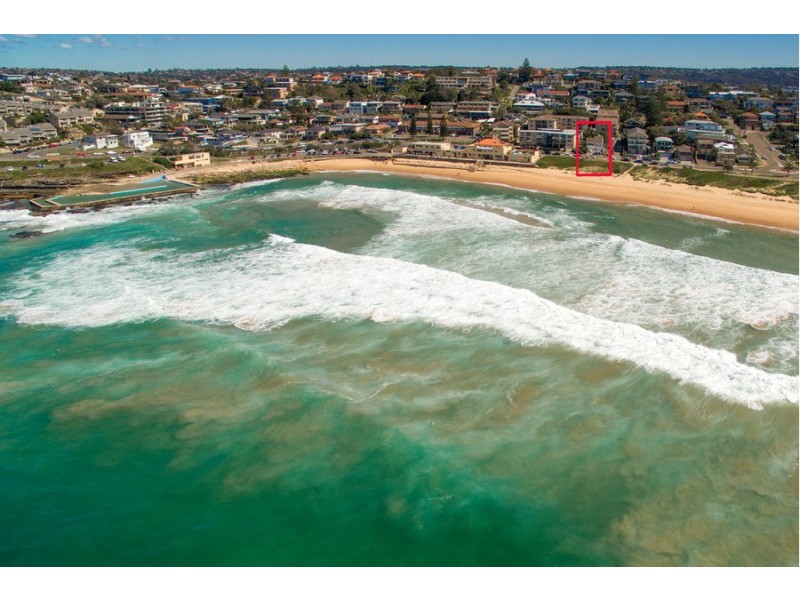 60 Carrington Parade, Curl Curl NSW 2096