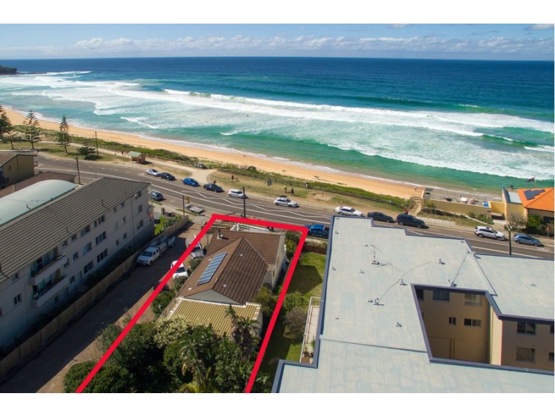 60 Carrington Parade, Curl Curl NSW 2096
