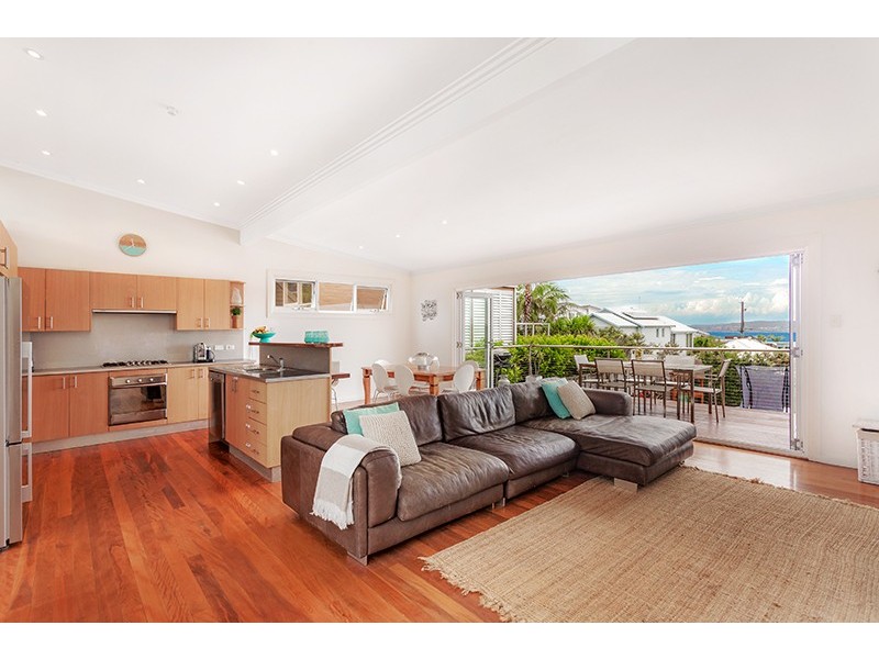 35 Headland Road, North Curl Curl NSW 2099